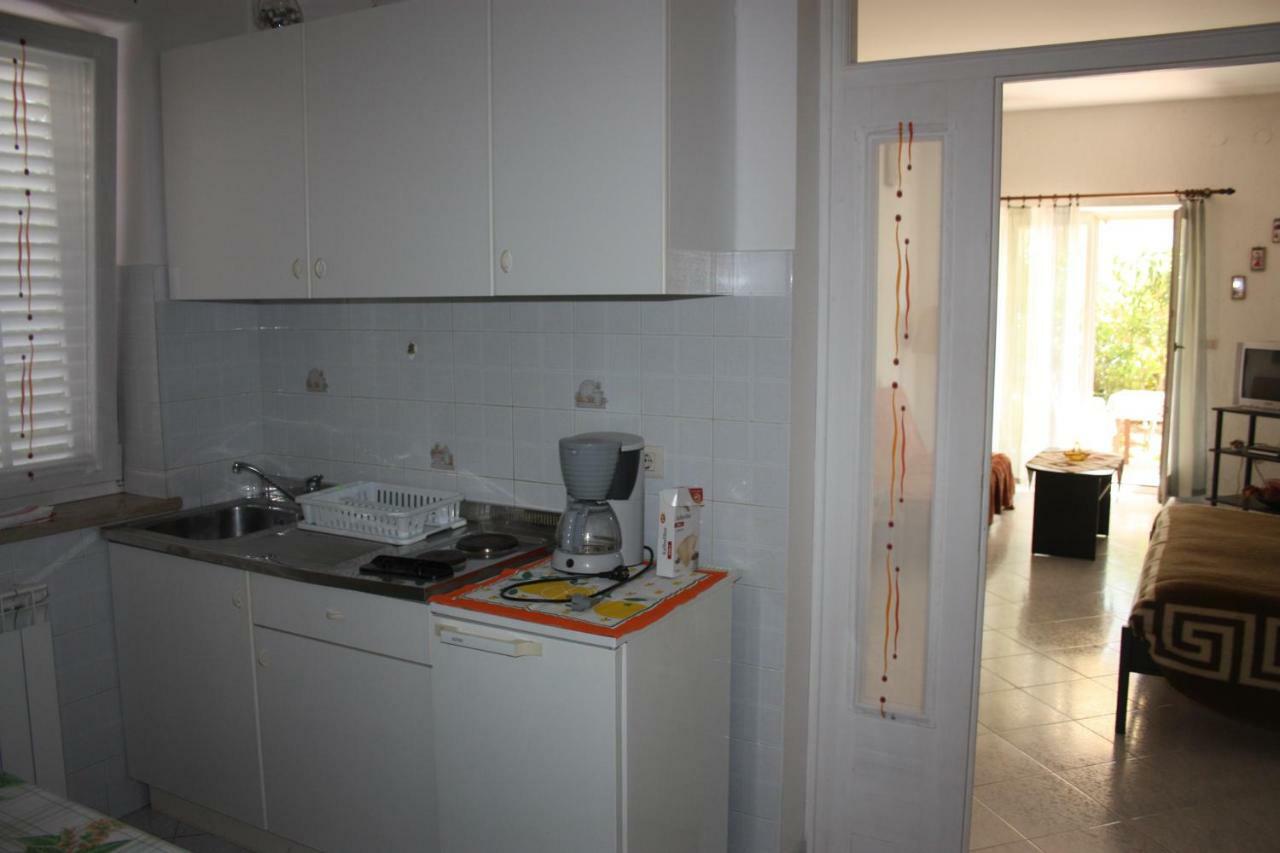 Apartments Kliman ロヴィニ エクステリア 写真